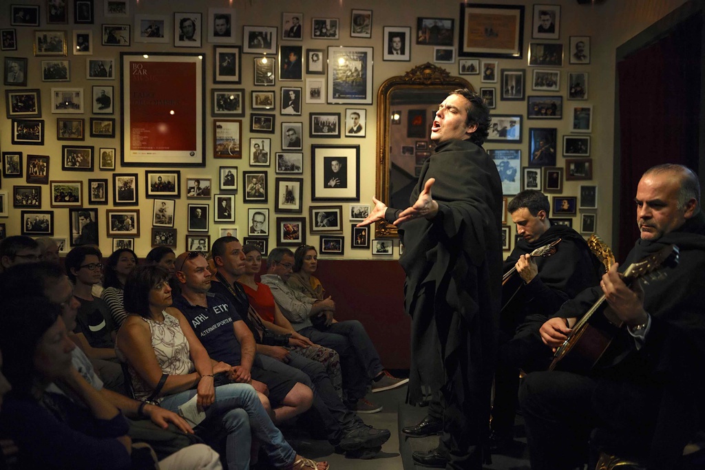 Fado de Coimbra e jantar no restaurante Varanda do Casal