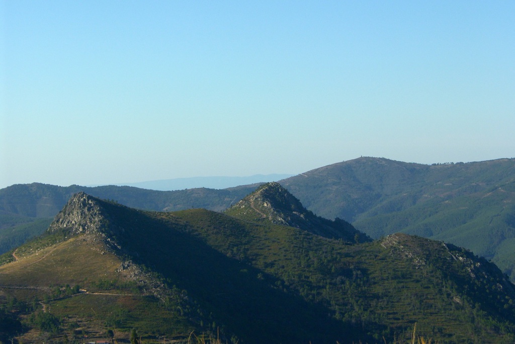 Hike to the Penedos de Fajão