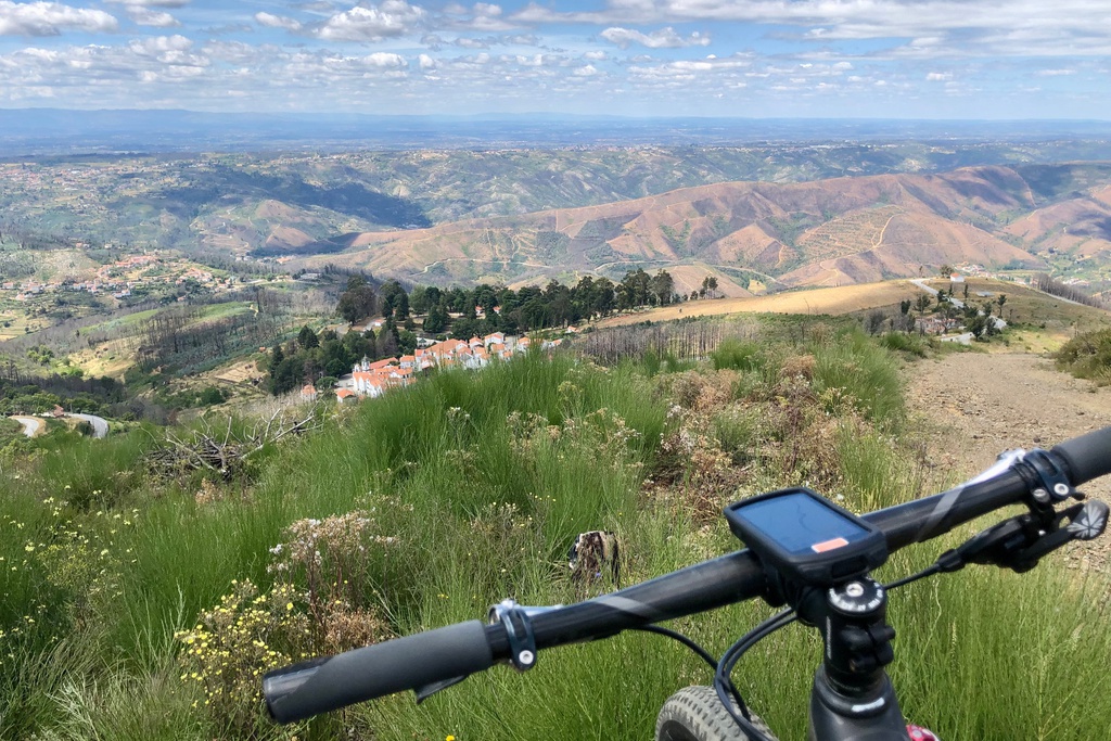 Cyclin' Portugal Centre - Aldeias do Xisto of Oliveira do Hospital: P6 – Black