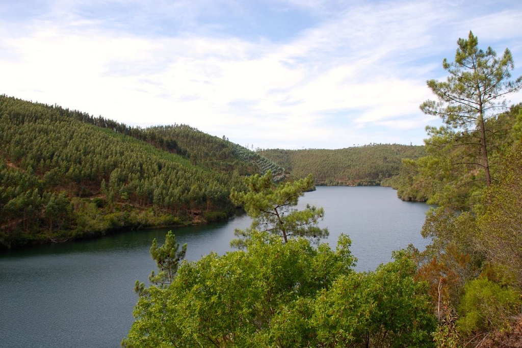 Just You and the River - Atalaia Sul > Bouçã Viewpoint Rest Area - GRZ on Foot: Stage 5