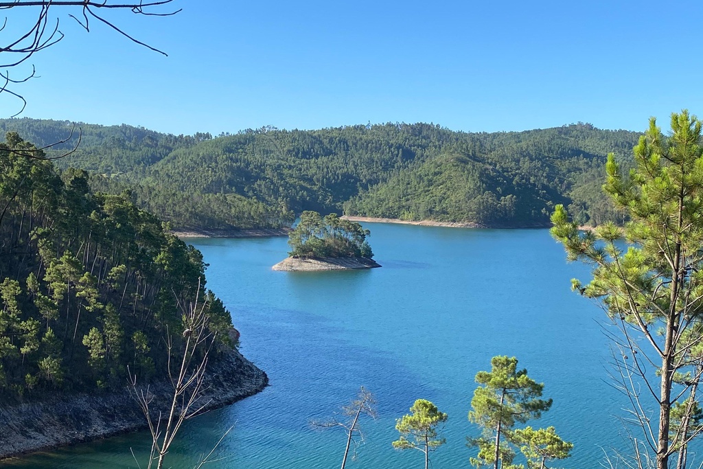 Braços do Rio: Trutas > Área de Descanso da Macieira [GR33 - GRZ: Etapa 8]