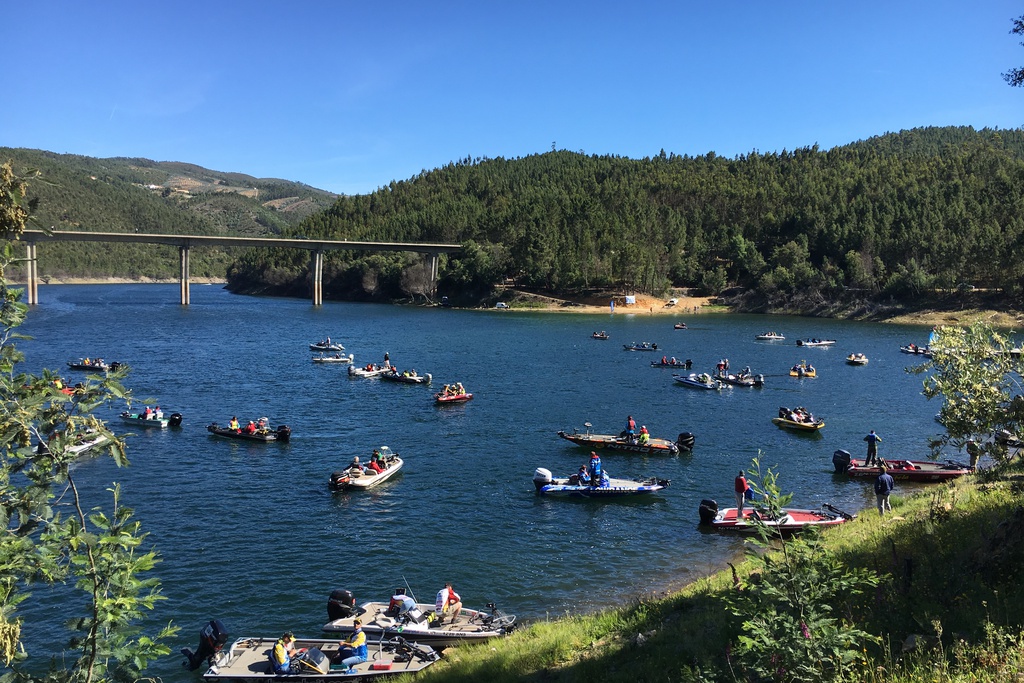 1st “The River That Unites Us” Tournament in the Schist Village of Álvaro