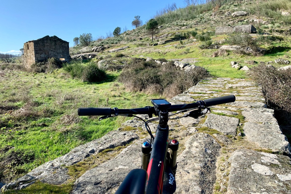 Cyclin' Portugal Centre - Aldeias do Xisto of Oliveira do Hospital: P1 – Green