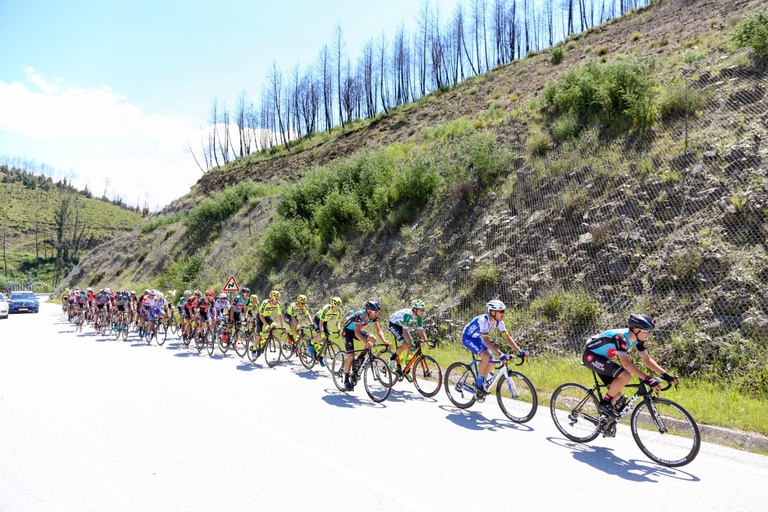 Aldeias do Xisto Classic: The emotion of a grandmother, the enthusiasm of fans and the pride of locals