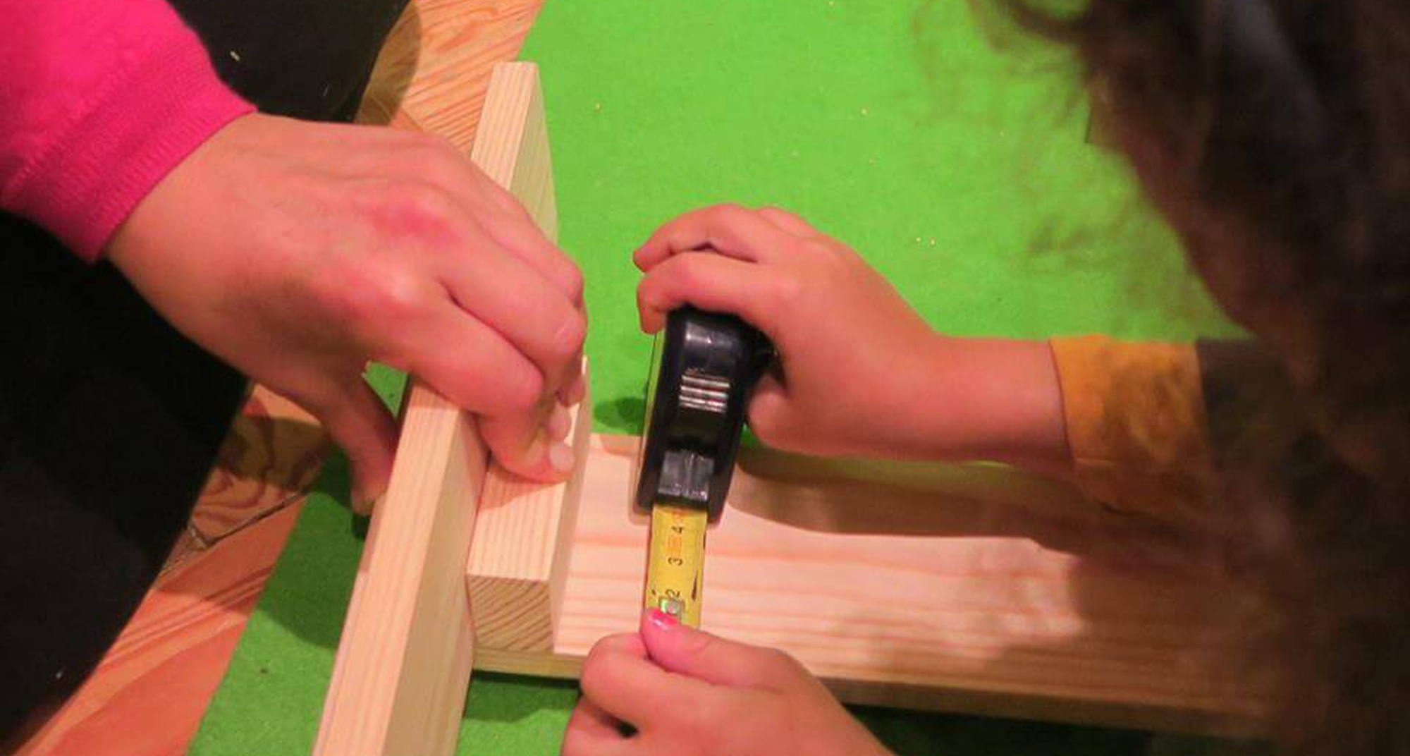 Oficina de Carpintaria para Famílias