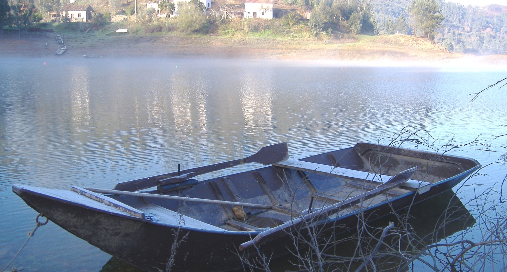 Passeio pedestre e travessia fluvial em Dornes