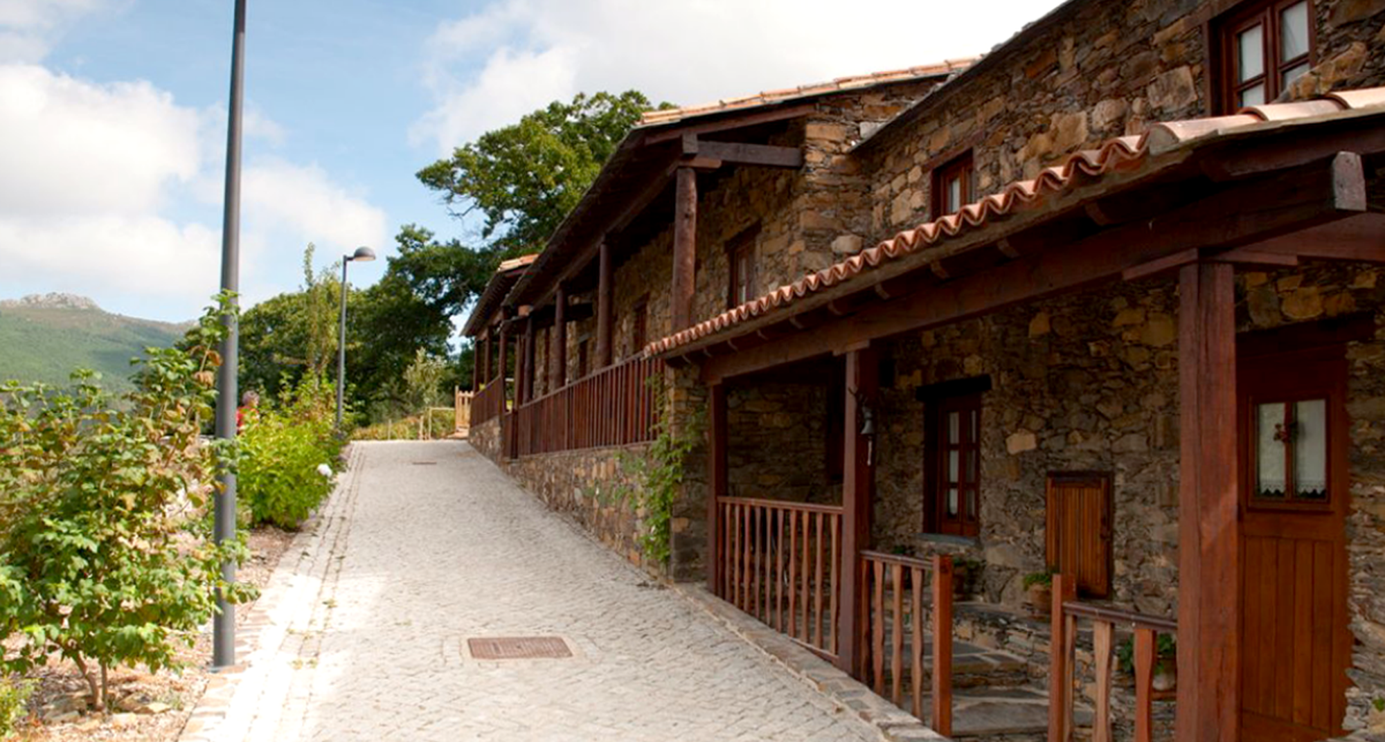 O Mito das Aldeias do Xisto em Aigra Velha