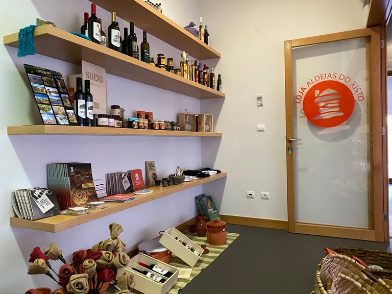 Montra Aldeias do Xisto do Hotel Santa Margarida