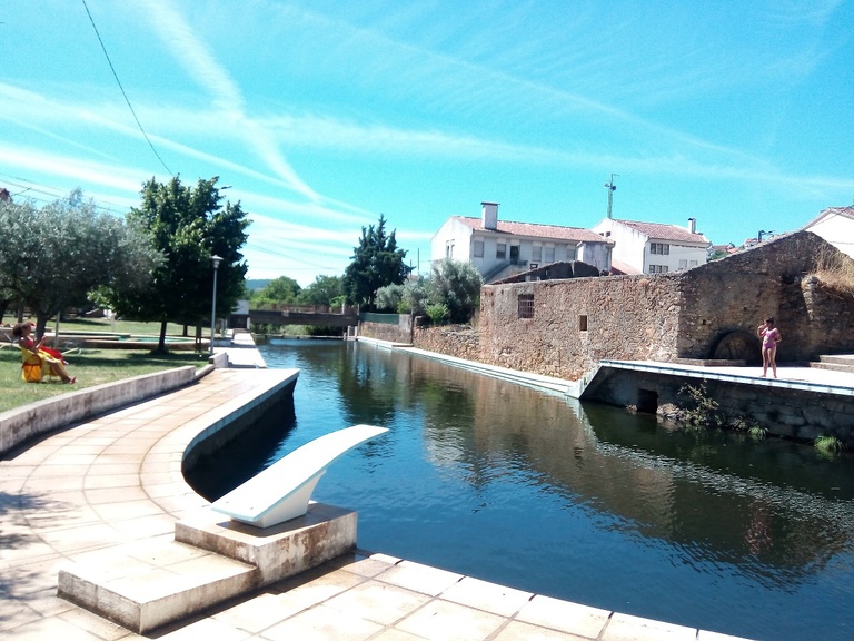 Almaceda River Beach