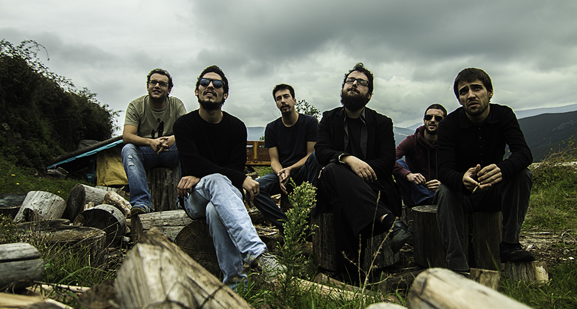 Concertos de Lançamento do album Slow is Possible