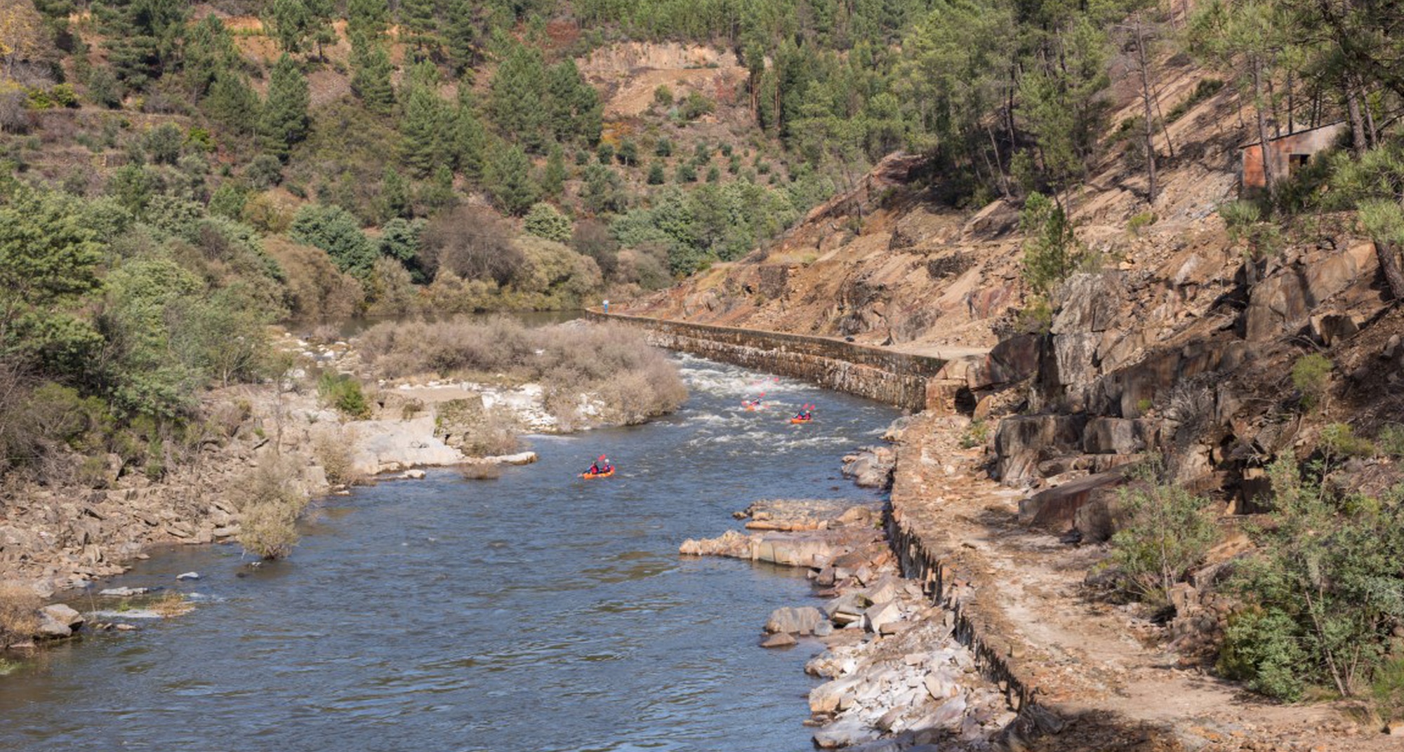 Caminhada geológica-artística